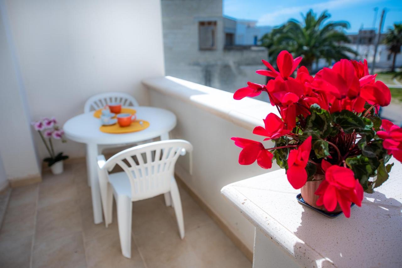 Gallipoli Mancaversa Casa Vacanza Di Erriquez Marco 玛丽娜迪曼卡维萨 外观 照片