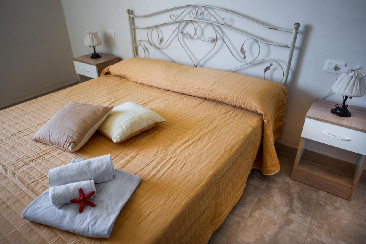 Gallipoli Mancaversa Casa Vacanza Di Erriquez Marco 玛丽娜迪曼卡维萨 外观 照片